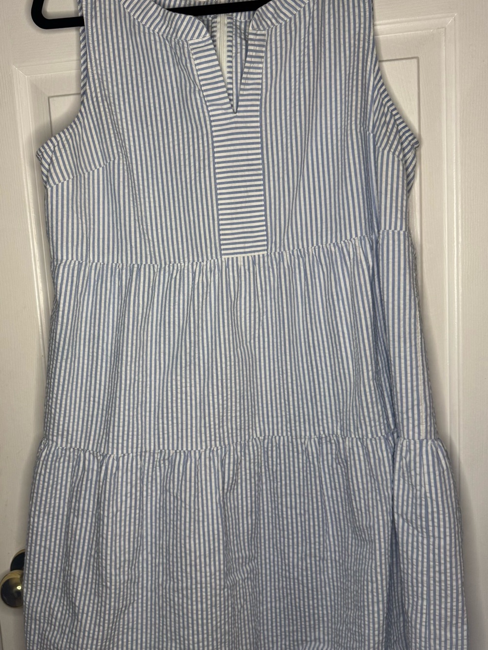 Talbots Seersucker 16 P Blue & White Striped Tiered Sleeveless Dress